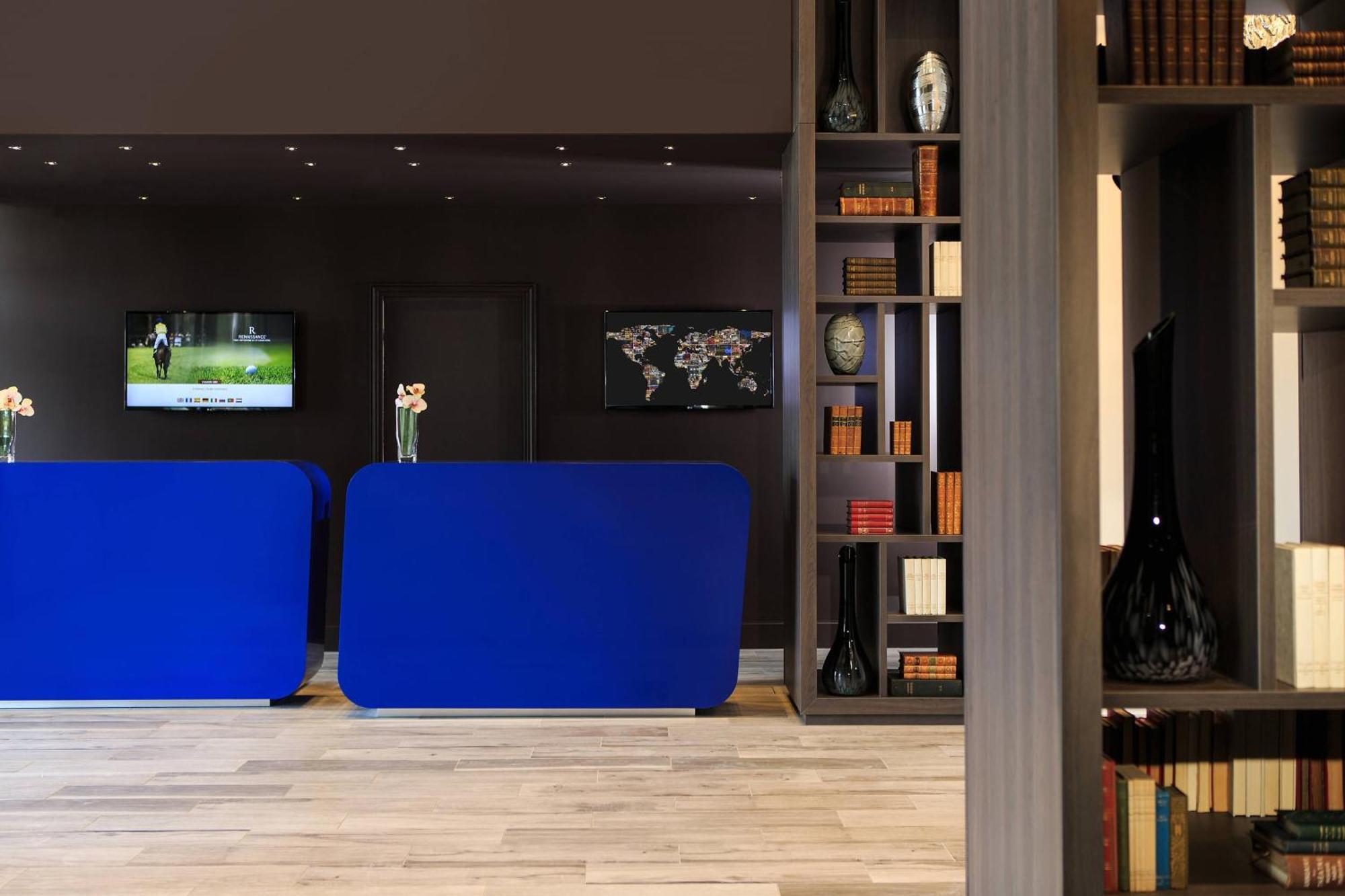 Renaissance Paris Hippodrome De St. Cloud Hotel Rueil-Malmaison Bagian luar foto