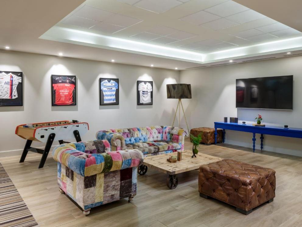 Renaissance Paris Hippodrome De St. Cloud Hotel Rueil-Malmaison Bagian luar foto